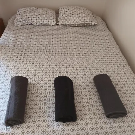 Calme D'angers شقة